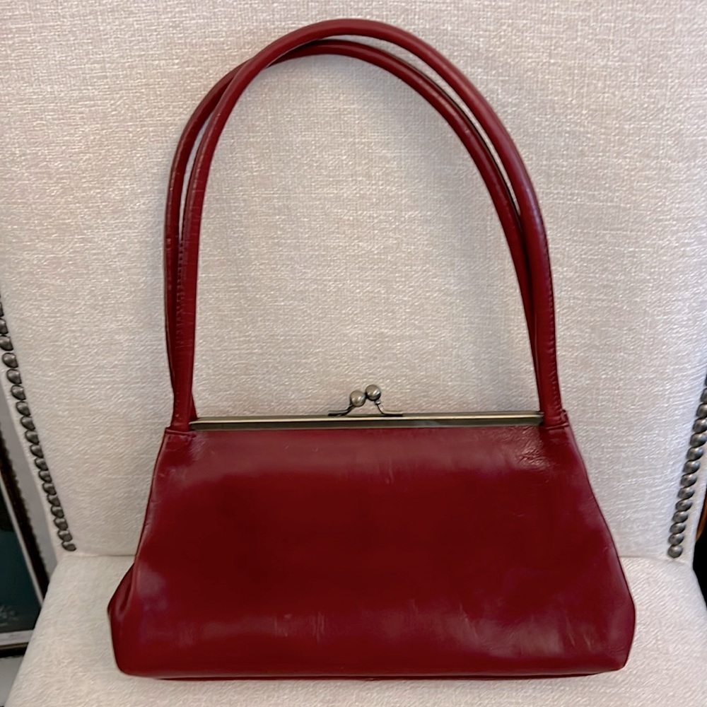 HOBO KISS CLOSURE RED PURSE